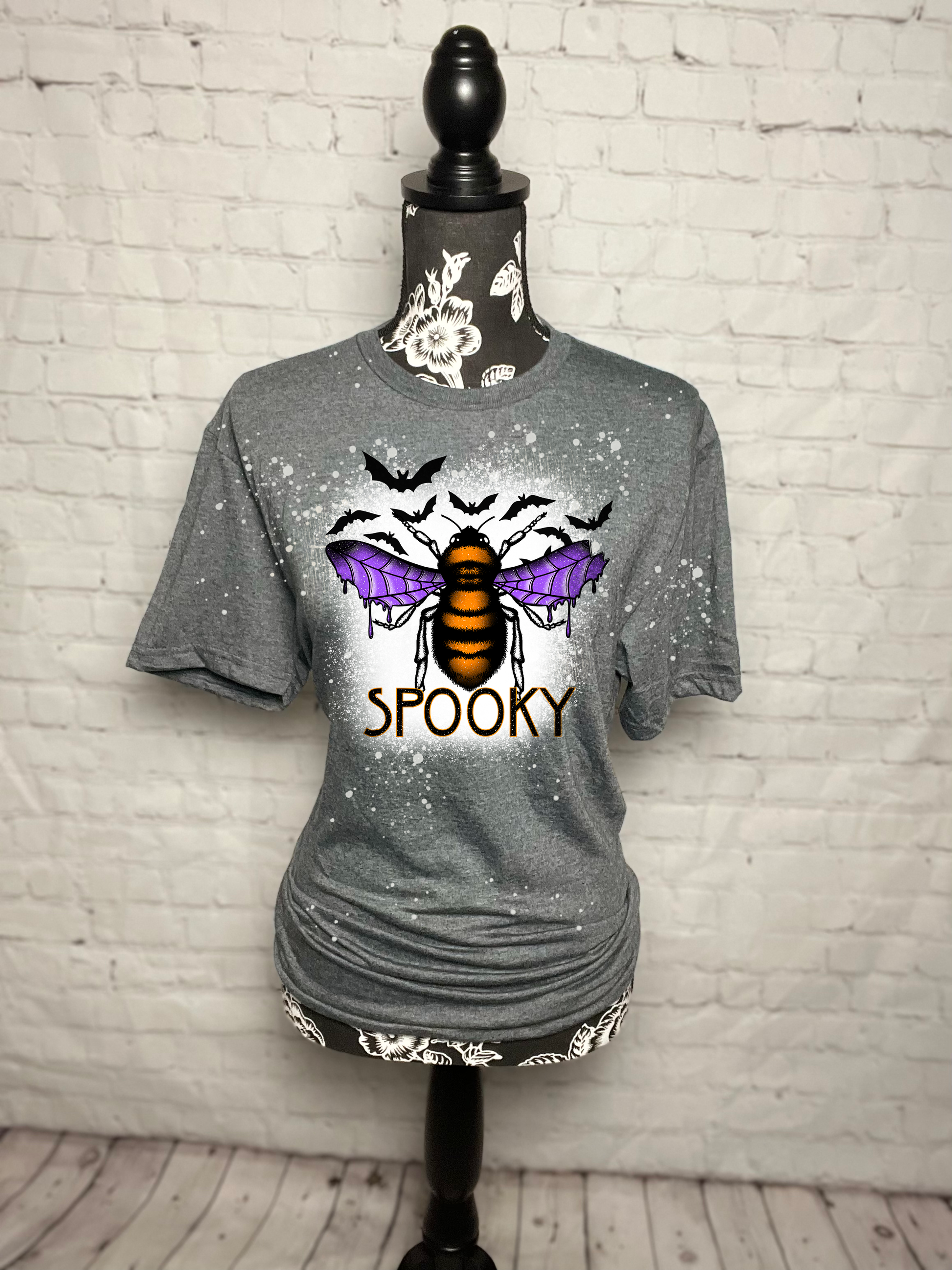 BEE SPOOKY Dollys Print Shop LLC